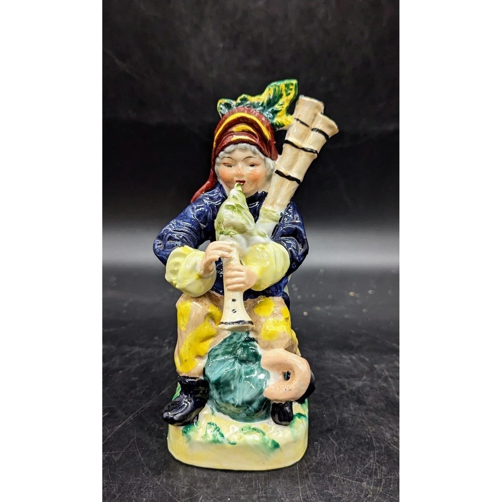 Ernst Bohne & Sohne Porcelain Figurine Bettler-Musikant Mit Bagpipes Musician 6"
